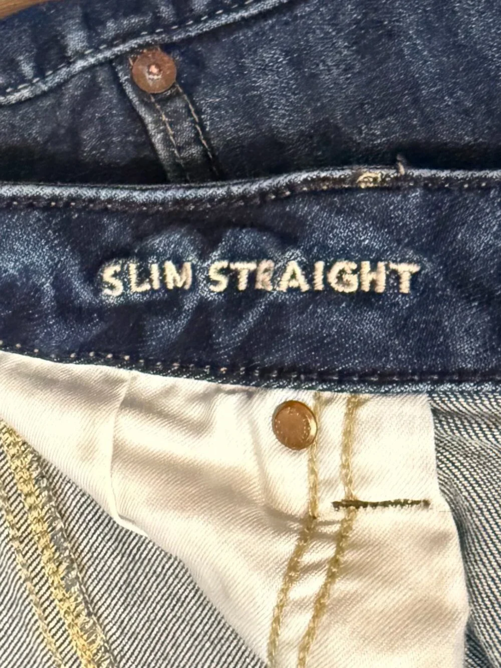 American Eagle Slim Straight Jeans–36x32